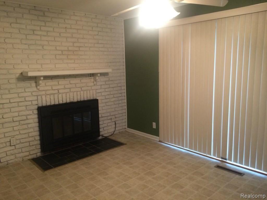 12408 Linden Road Linden, MI 48451 - Photo 9 of 12