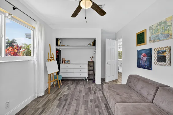 $3,500 | 153 Southeast 30th Avenue, Boynton Beach, FL 33435