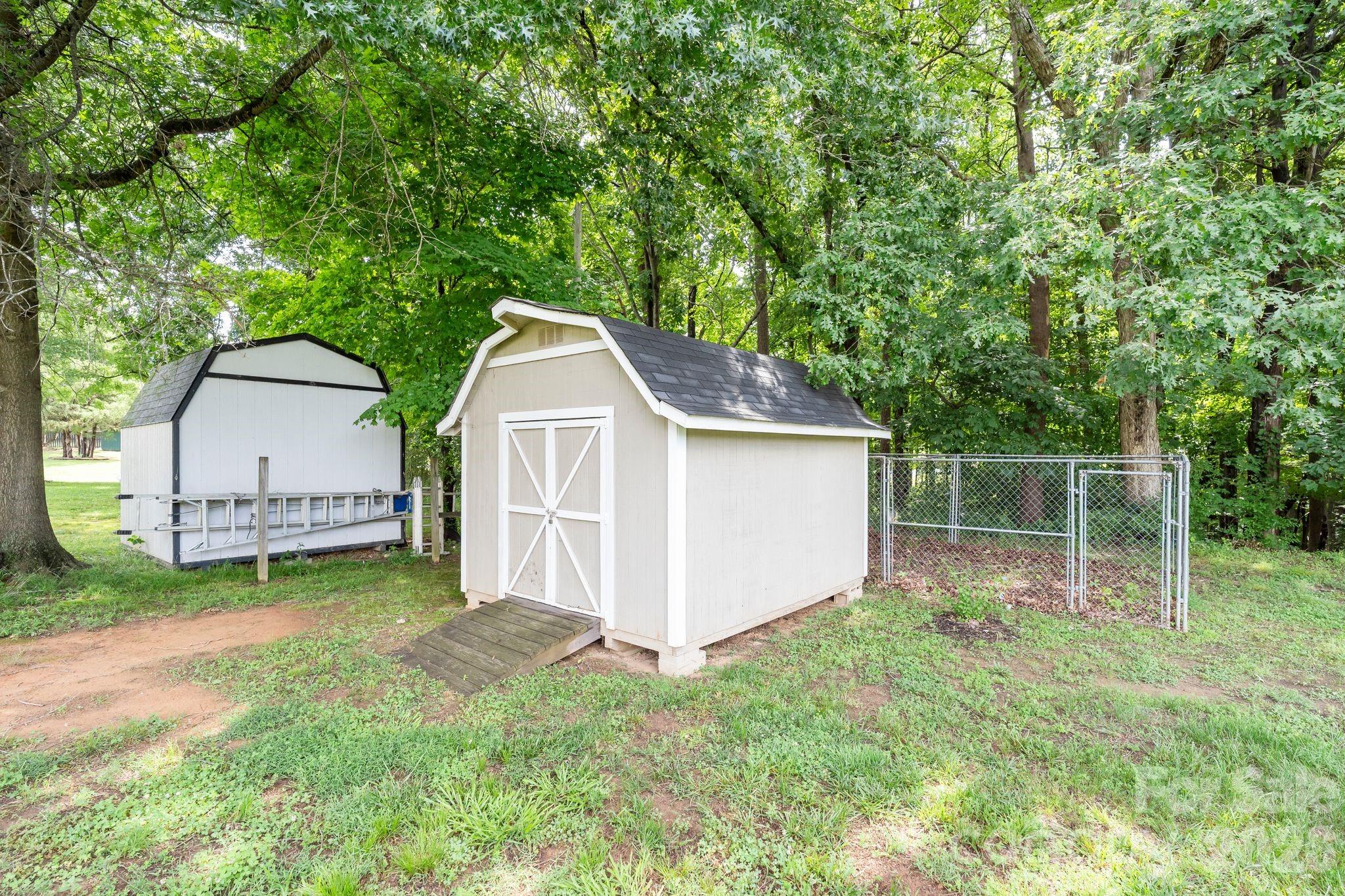 6168 King Wilkinson Road Denver, NC 28037 - Photo 25 of 32