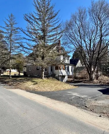 $1,600 | 440 North Main Street, Unit 1, Liberty, NY 12754