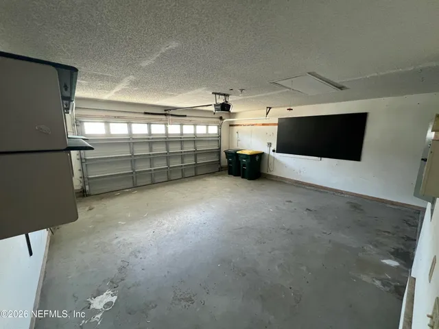 $2,100 | 2024 Hovington Circle West, Jacksonville, FL 32246