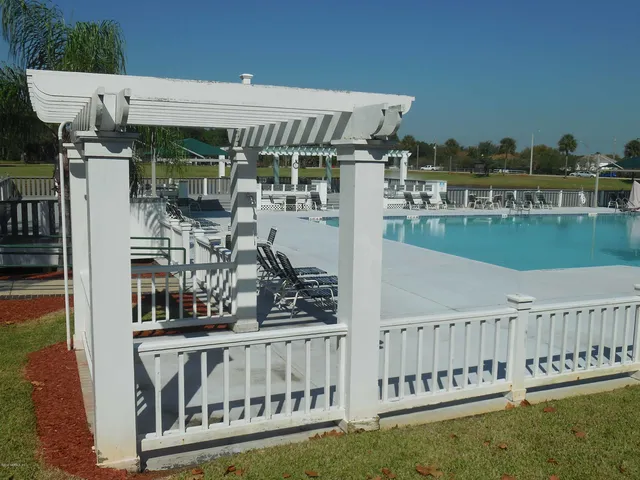 $2,100 | 2024 Hovington Circle West, Jacksonville, FL 32246