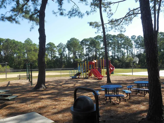 $2,100 | 2024 Hovington Circle West, Jacksonville, FL 32246