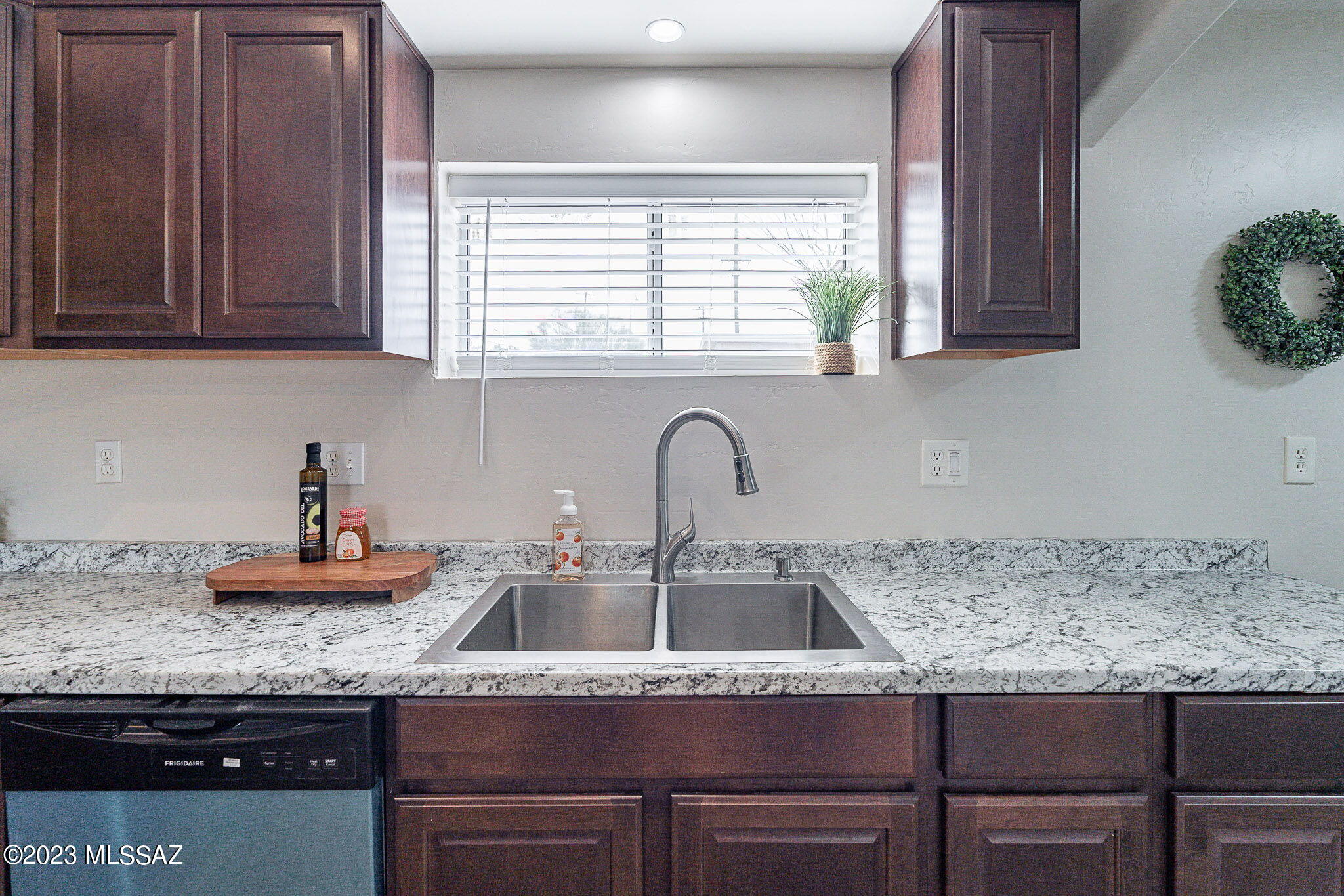 2813 North Swan Road Tucson, AZ 85712 - Photo 10 of 37 Gallery Image 10