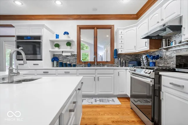 $649,000 | 7250 Royal Oakland Drive, Indianapolis, IN 46236