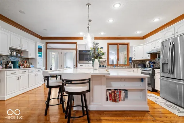 $649,000 | 7250 Royal Oakland Drive, Indianapolis, IN 46236