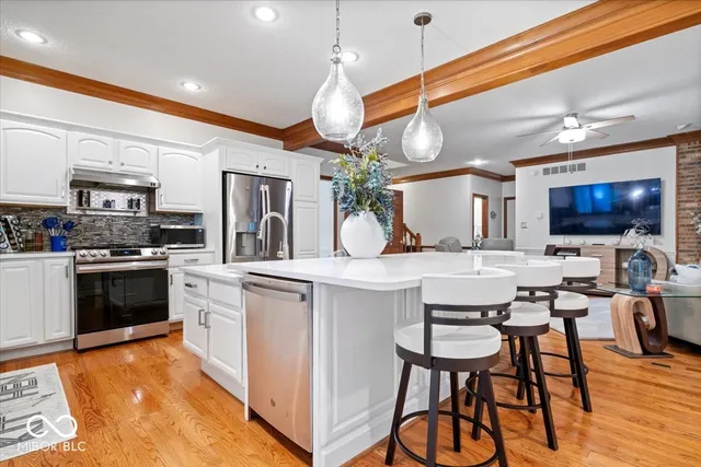 $649,000 | 7250 Royal Oakland Drive, Indianapolis, IN 46236