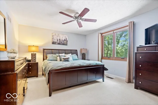 $649,000 | 7250 Royal Oakland Drive, Indianapolis, IN 46236