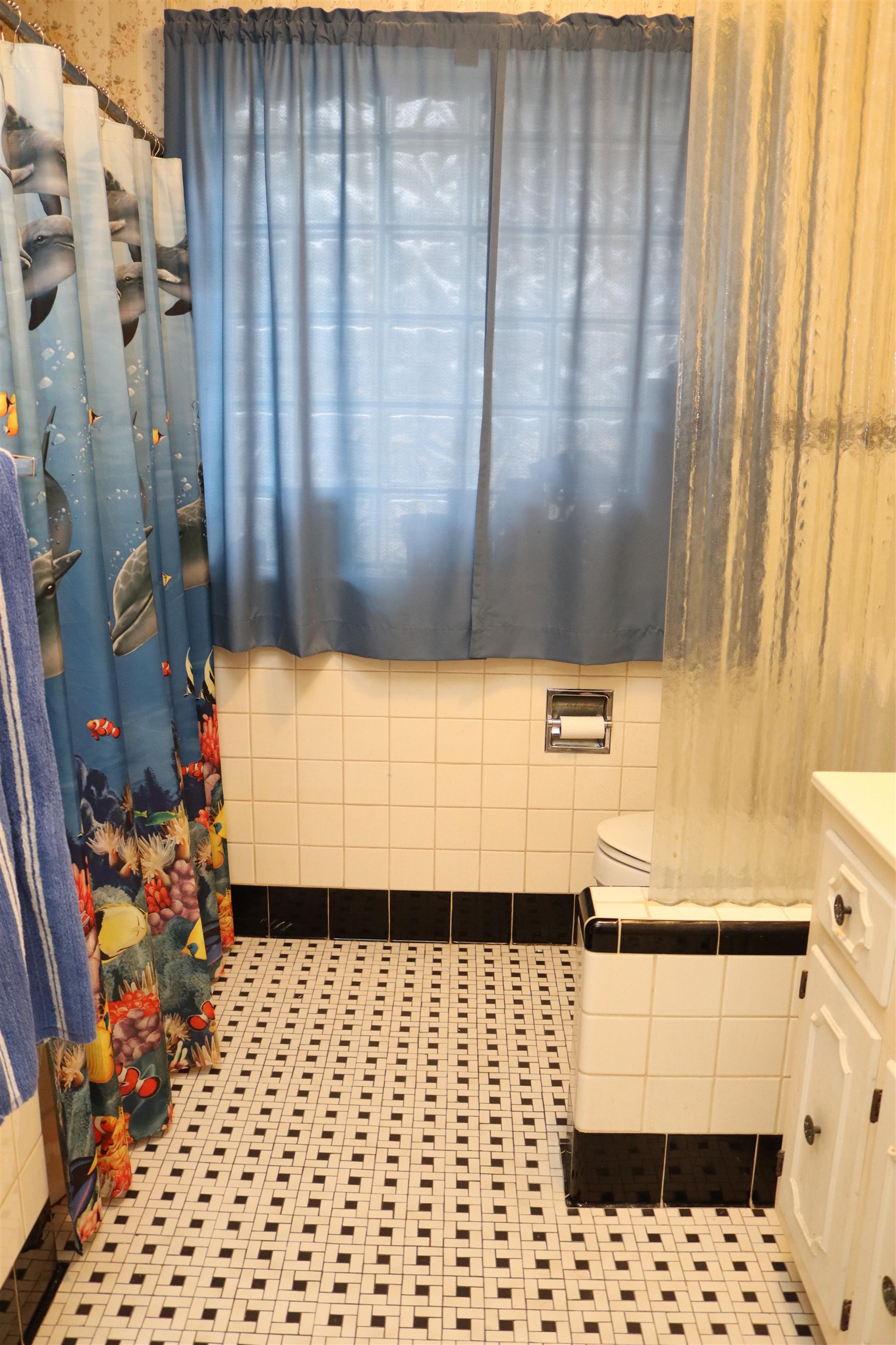 4090 Clearpool Circle Road Memphis, TN 38118 - Photo 5 of 7 Bathroom with tile patterned floors, vanity, and a shower with curtain