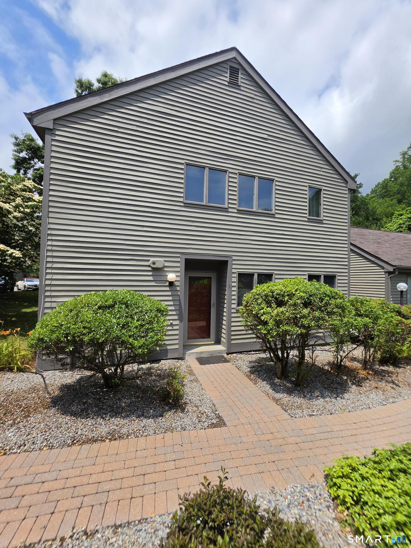 17 D Yankee Glen Road, Unit 17D Madison, CT 06443 - Photo 2 of 18
