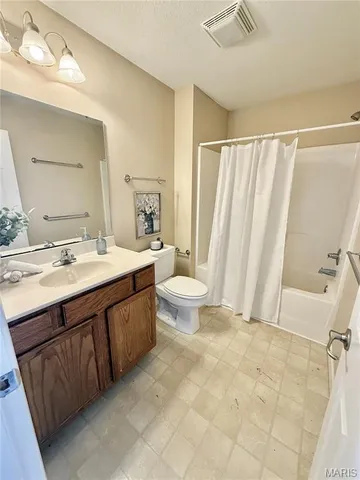 $2,295 | 709 Michael Street, O'Fallon, IL 62269