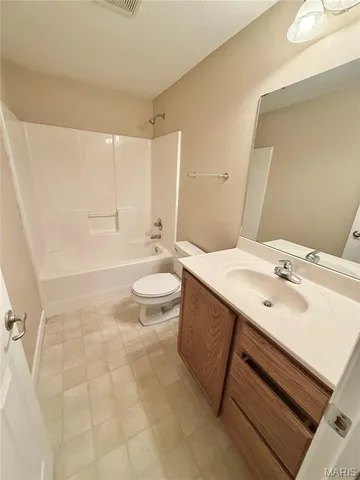 $2,295 | 709 Michael Street, O'Fallon, IL 62269