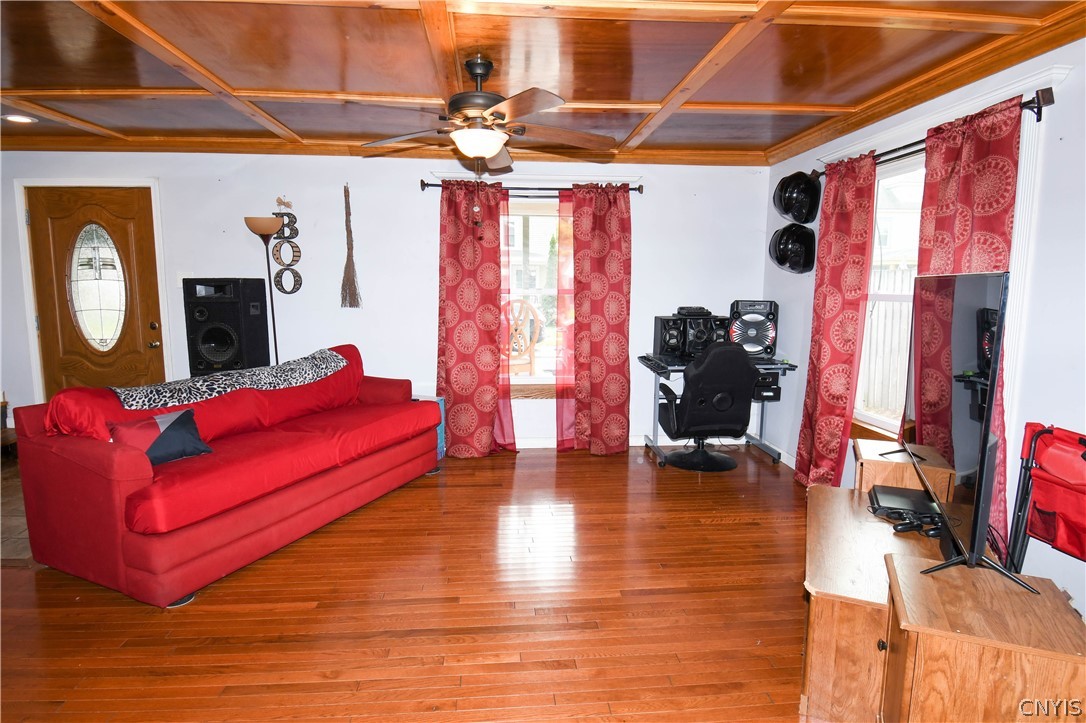 511 State Street Fulton, NY 13069 - Photo 13 of 35 Living room open to kitchen