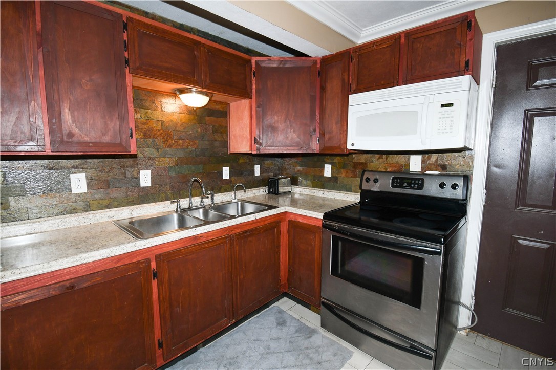 511 State Street Fulton, NY 13069 - Photo 21 of 35 Newer appliances convey