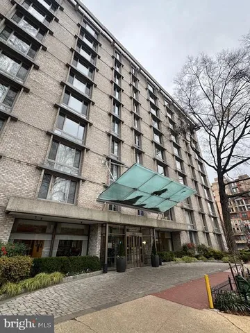 $2,950 | 950 25th Street Northwest, Unit 717, Washington, DC 20037