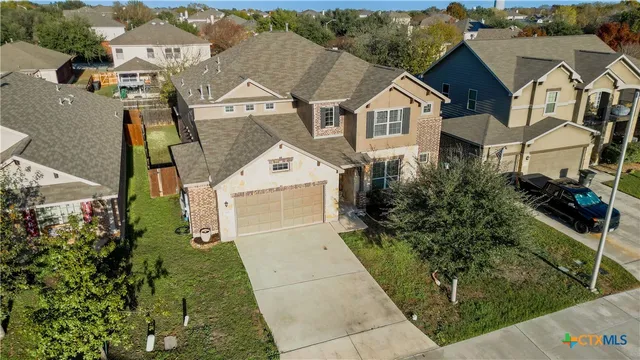 $449,900 | 335 Snow Goose, New Braunfels, TX 78130