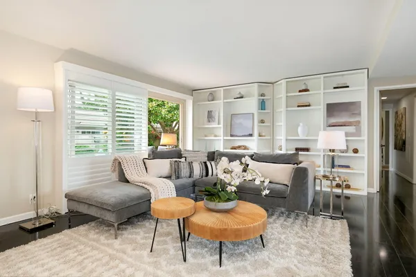 $845,000 | 257 Moreton Bay Lane, Unit 2, Goleta, CA 93117