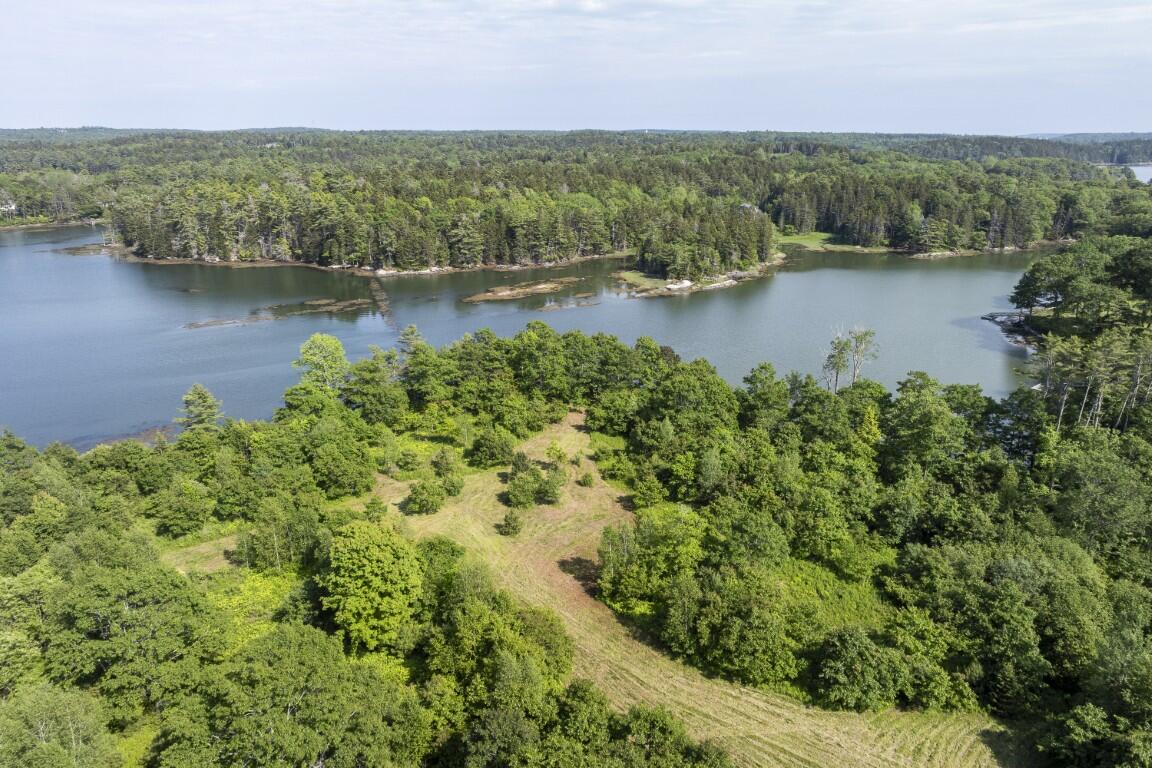 65 Tavenner Road Boothbay, ME 04537 - Photo 5 of 66 5