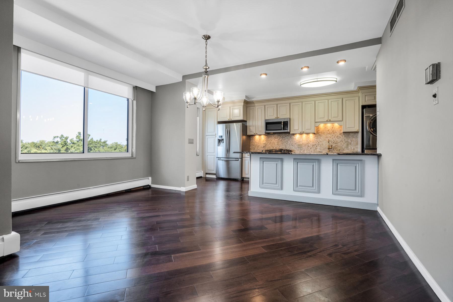 191 Presidential Boulevard, Unit R702 Bala Cynwyd, PA 19004 - Photo 3 of 35