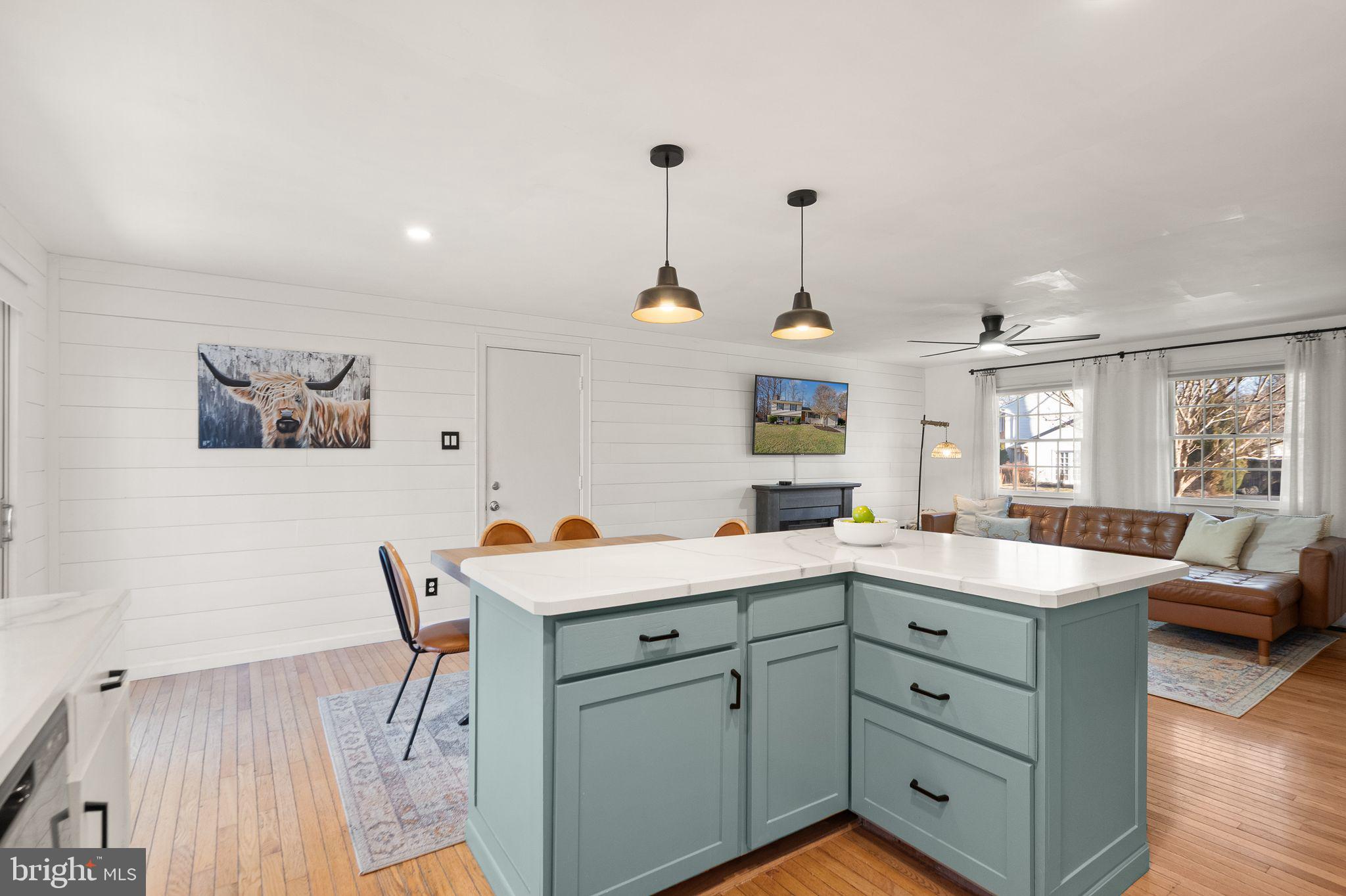 7902 Cliff Rock Court Springfield, VA 22153 - Photo 13 of 57