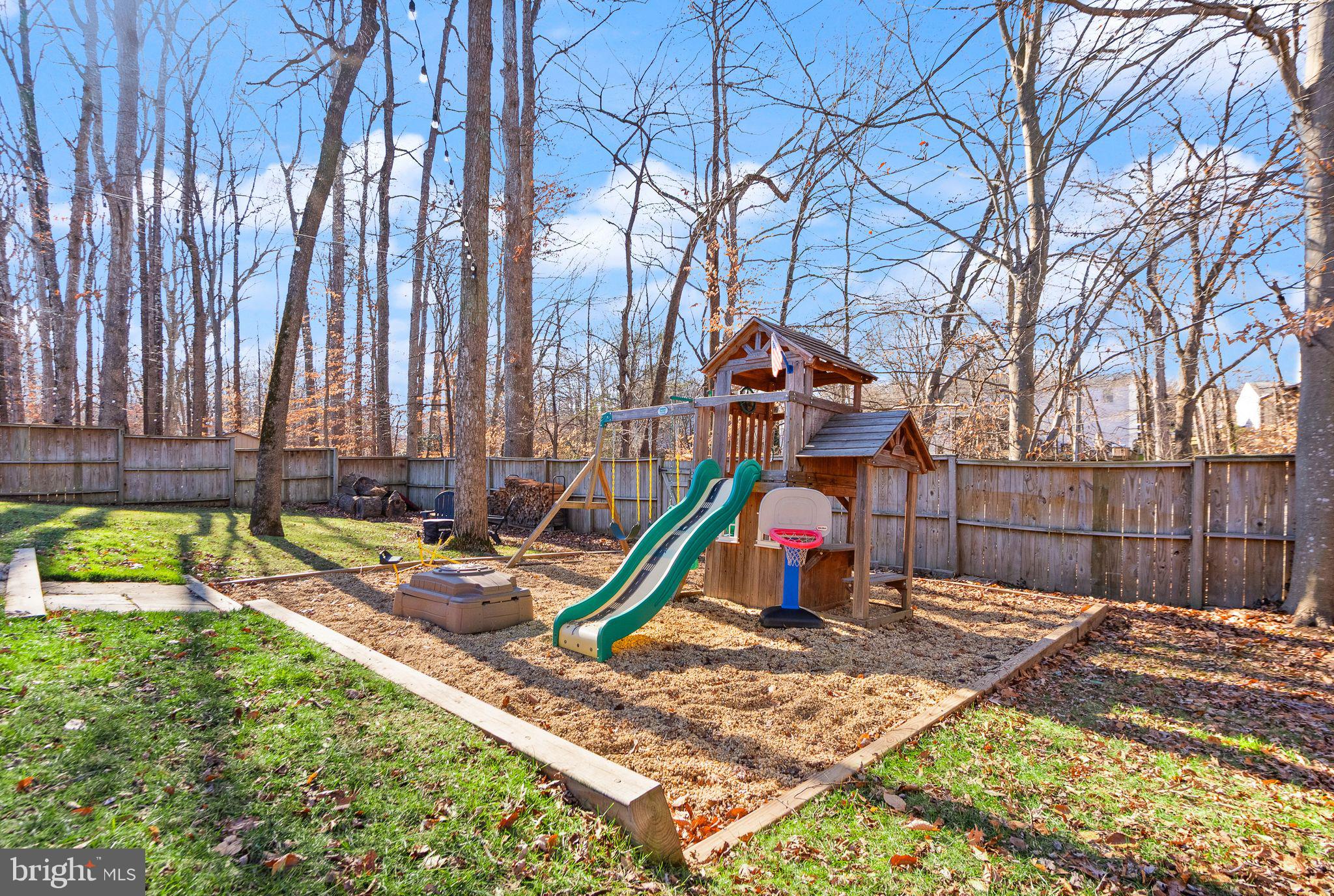 7902 Cliff Rock Court Springfield, VA 22153 - Photo 46 of 57