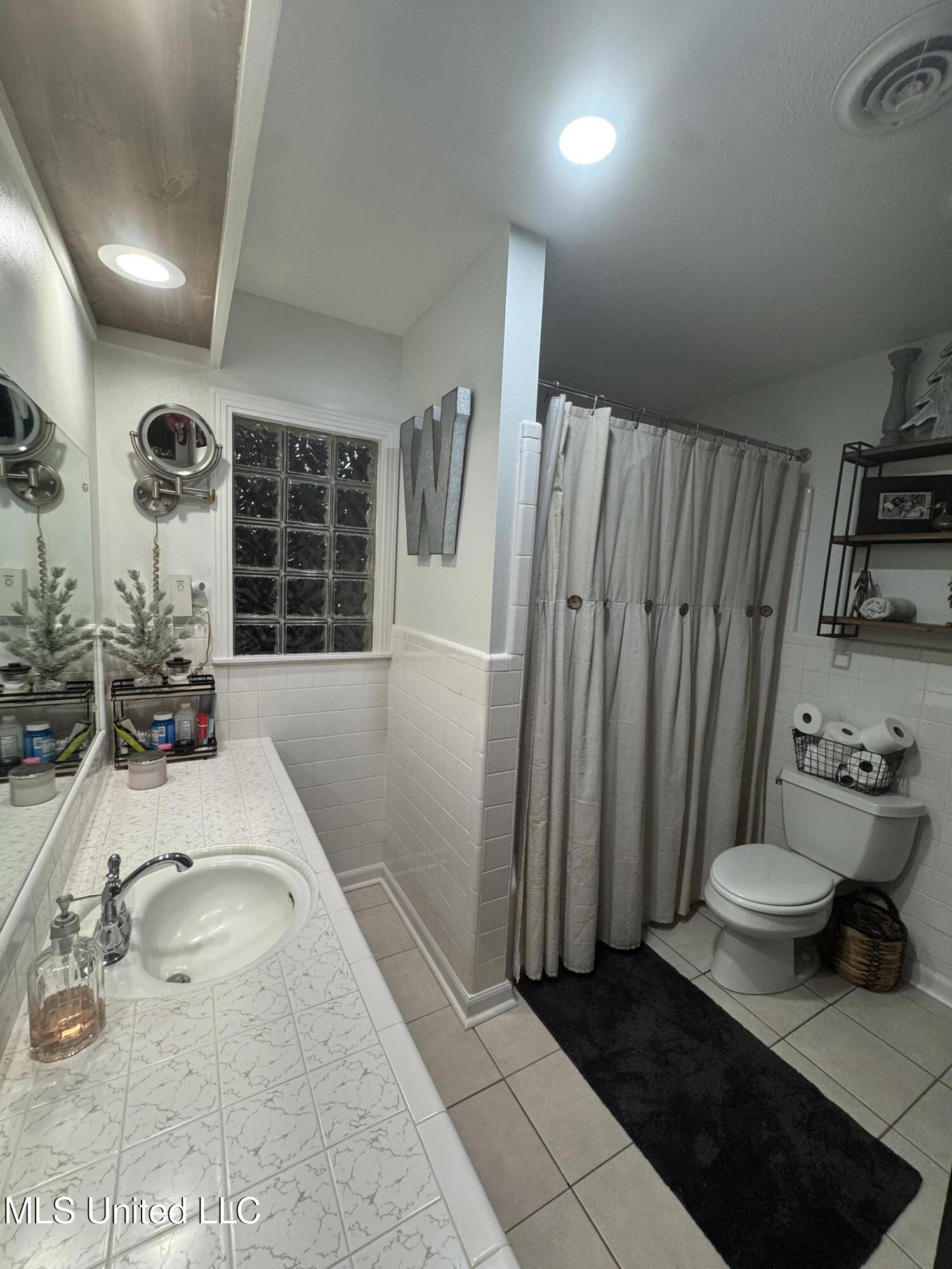 246 2nd Street Flora, MS 39071 - Photo 13 of 13 IMG_1586