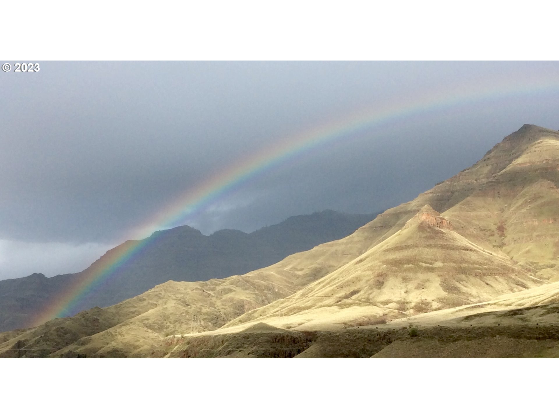 74234 Lower Imnaha Road Imnaha, OR 97842 - Photo 7 of 33 a black and white photo of a house