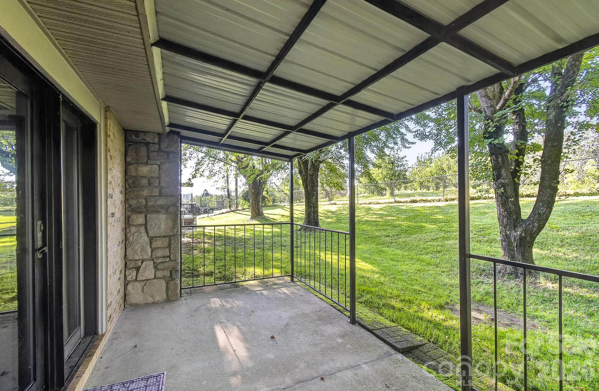 1371 Jackson Loop Road Flat Rock, NC 28731 - Photo 22 of 47 Gallery Image 22