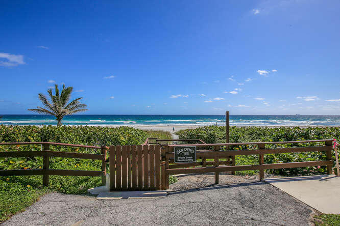 2871 North Ocean Boulevard, Unit R246 Boca Raton, FL 33431 - Photo 3 of 17 900_21