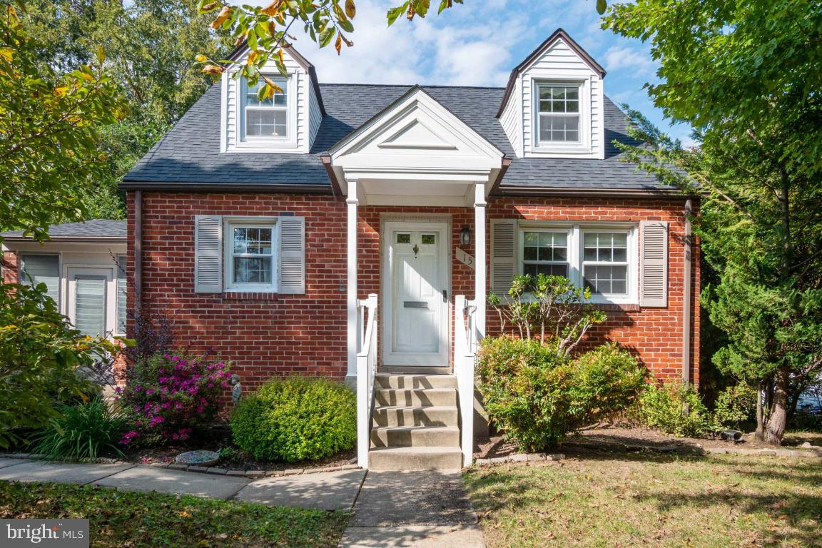 1513 Gridley Lane Silver Spring, MD 20902 - Photo 1 of 38 Gallery Image 1