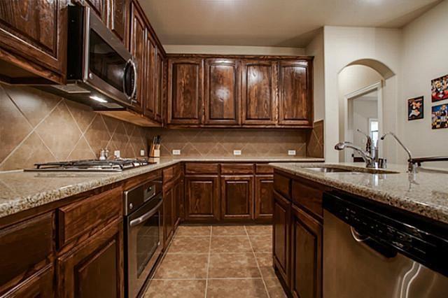 817 Deer Ridge Trail McKinney, TX 75072 - Photo 11 of 35