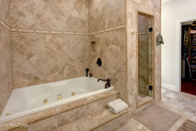 $1,212,000 | 544 Kings Hills Boulevard, Pigeon Forge, TN 37863