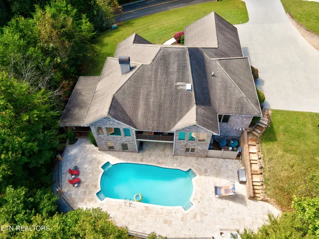 $1,212,000 | 544 Kings Hills Boulevard, Pigeon Forge, TN 37863