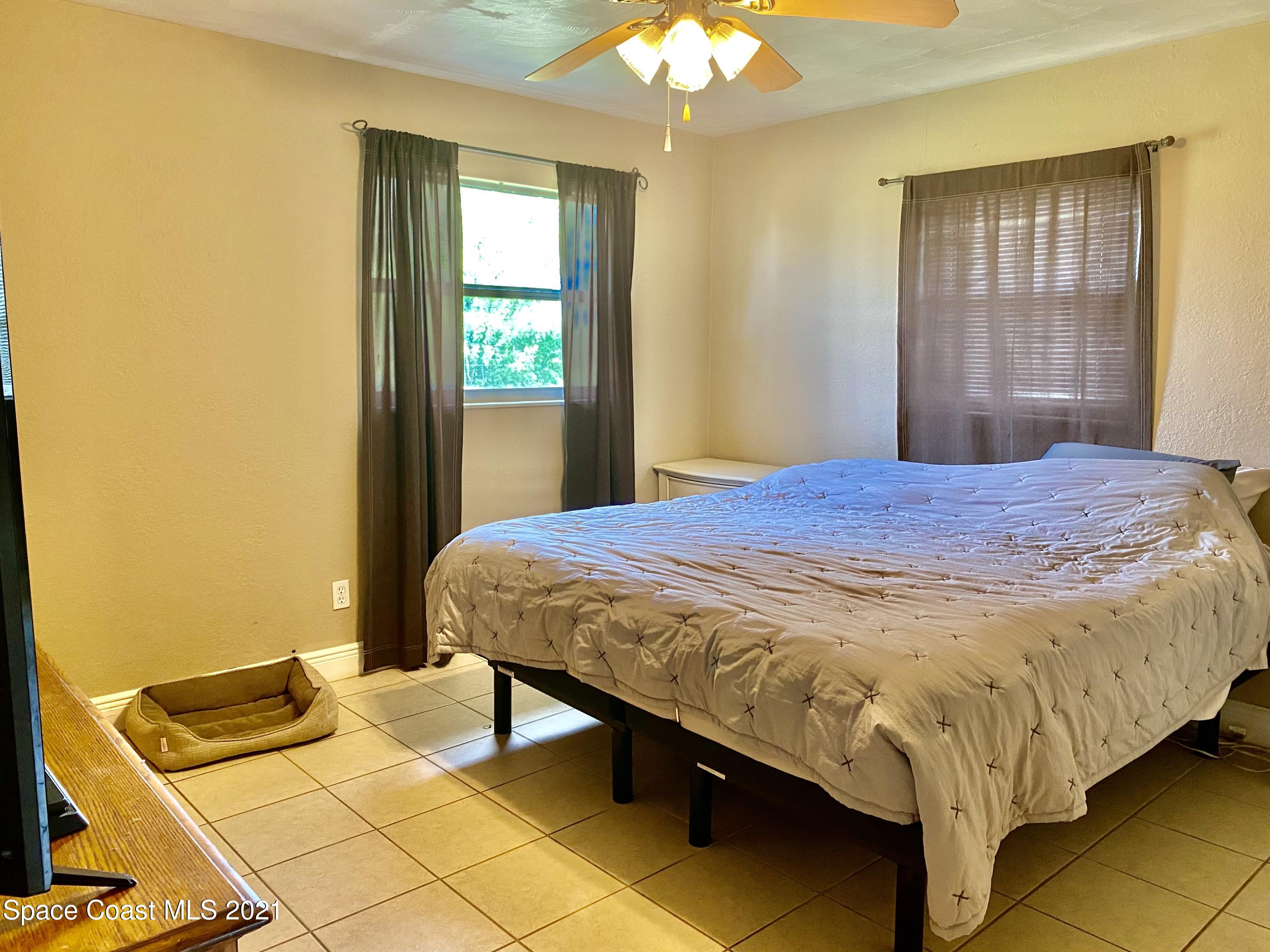1906 Croton Road Melbourne, FL 32935 - Photo 18 of 25 IMG_E1922