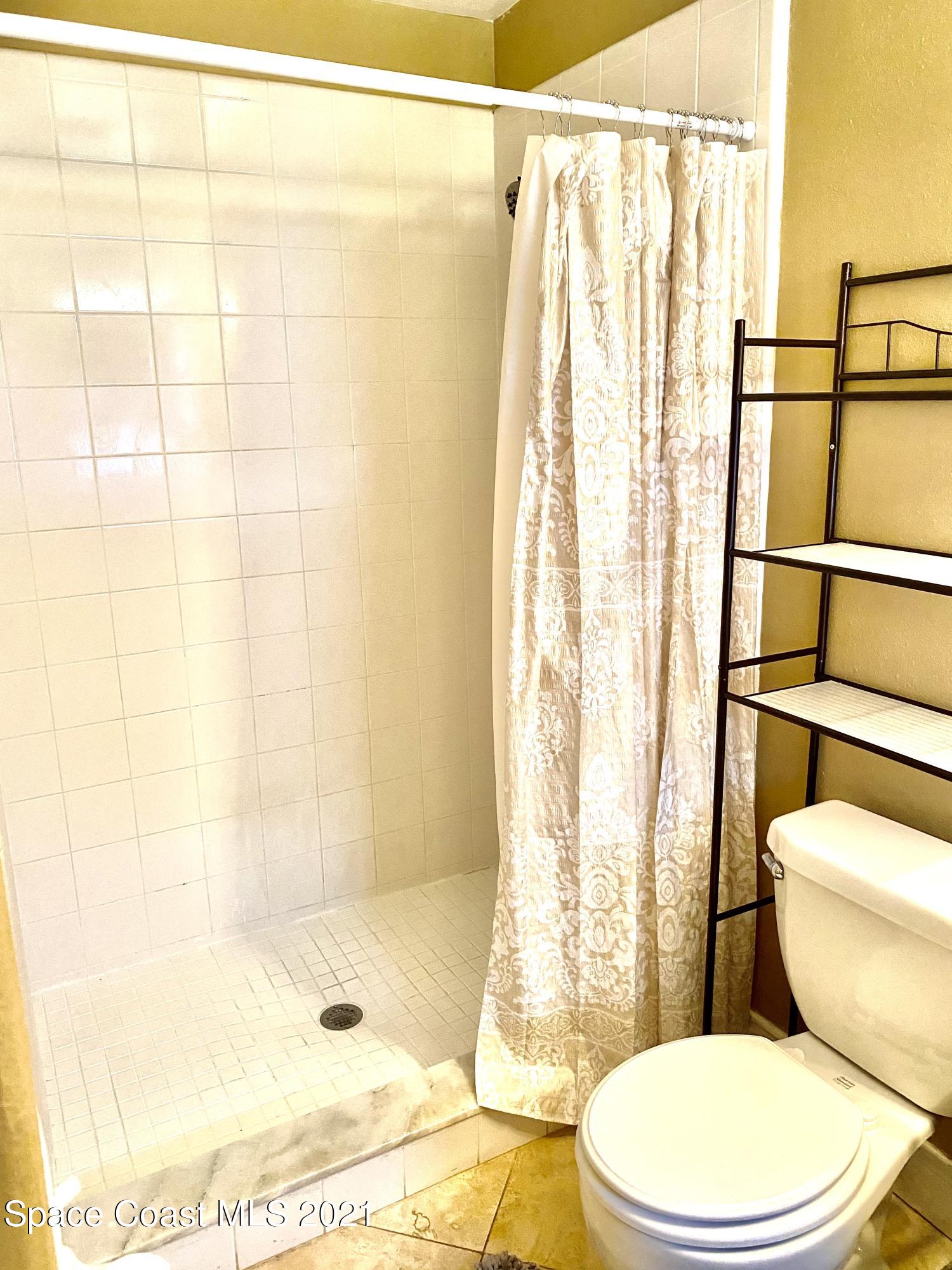 1906 Croton Road Melbourne, FL 32935 - Photo 21 of 25 IMG_E1925