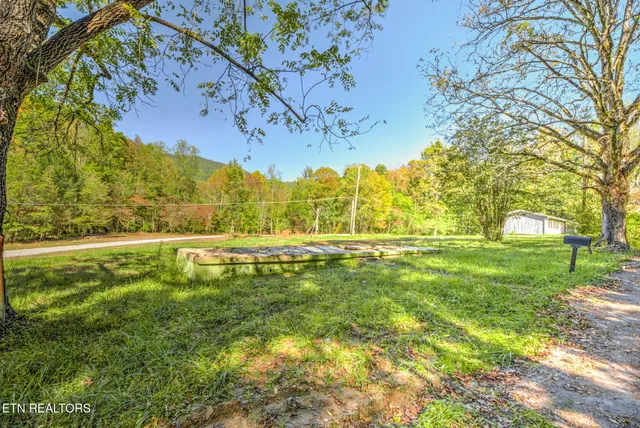 $489,900 | 1446 Cove Lane, Oliver Springs, TN 37840