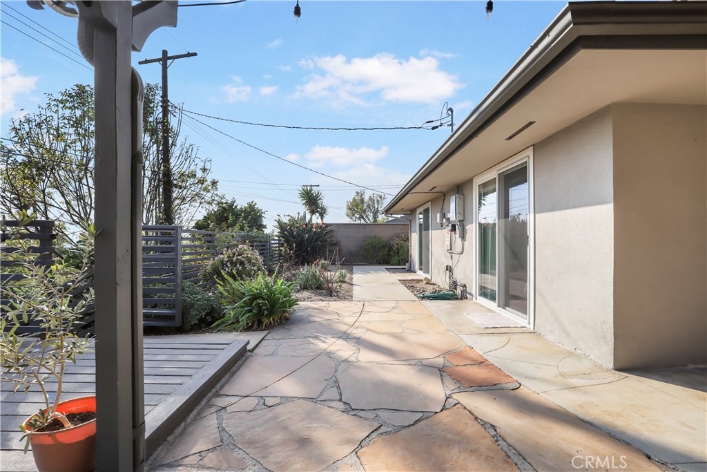 3810 Startouch Drive Pasadena, CA 91107 - Photo 40 of 53 a view of a porch with furniture