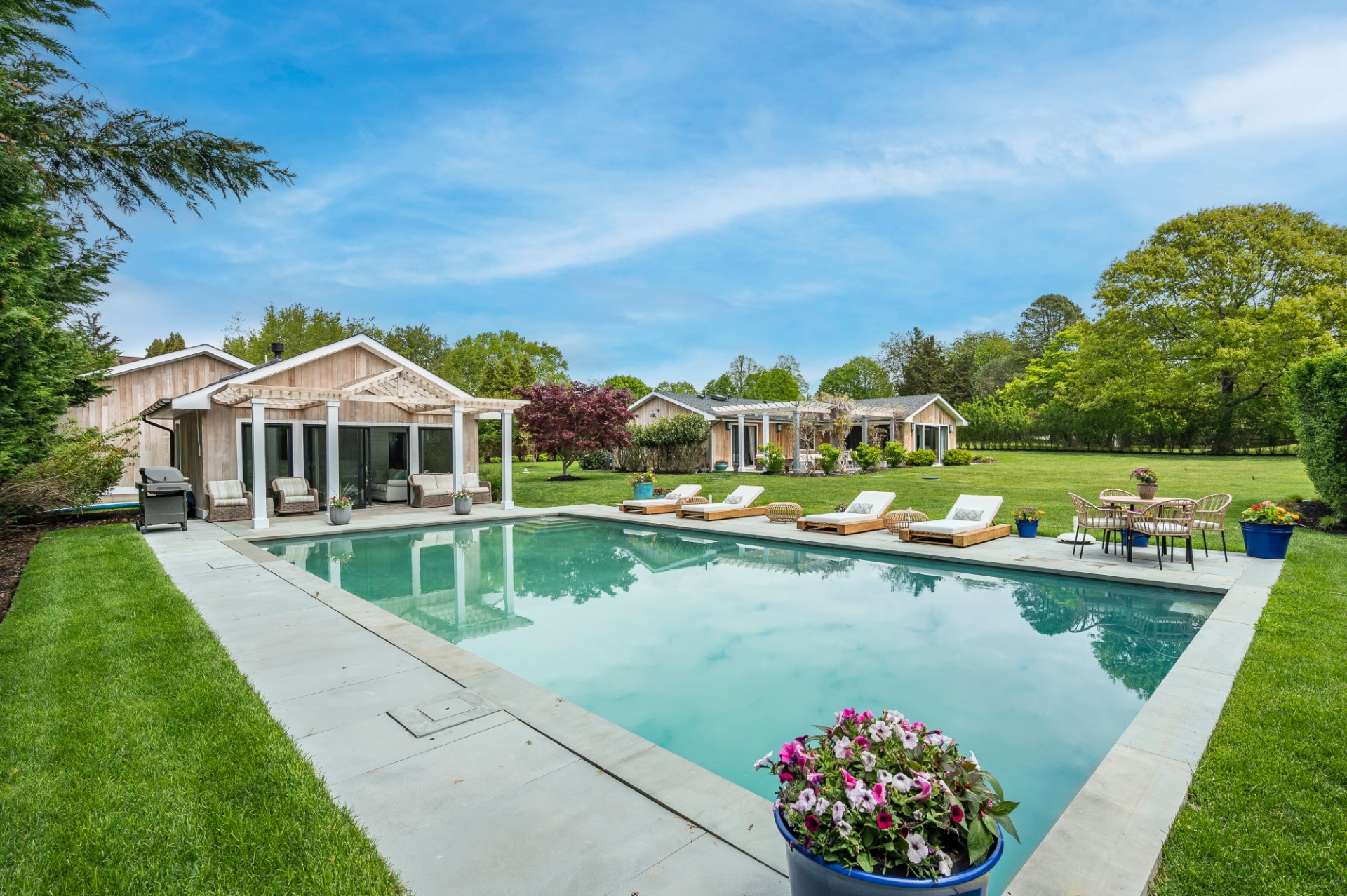 3 Conrad Road Shelter Island, NY 11964 - Photo 3 of 34