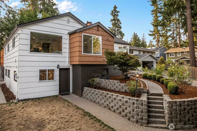 $749,000 | 15245 Fremont Avenue North, Shoreline, WA 98133