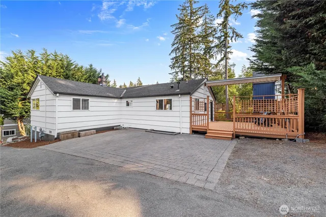 $749,000 | 15245 Fremont Avenue North, Shoreline, WA 98133