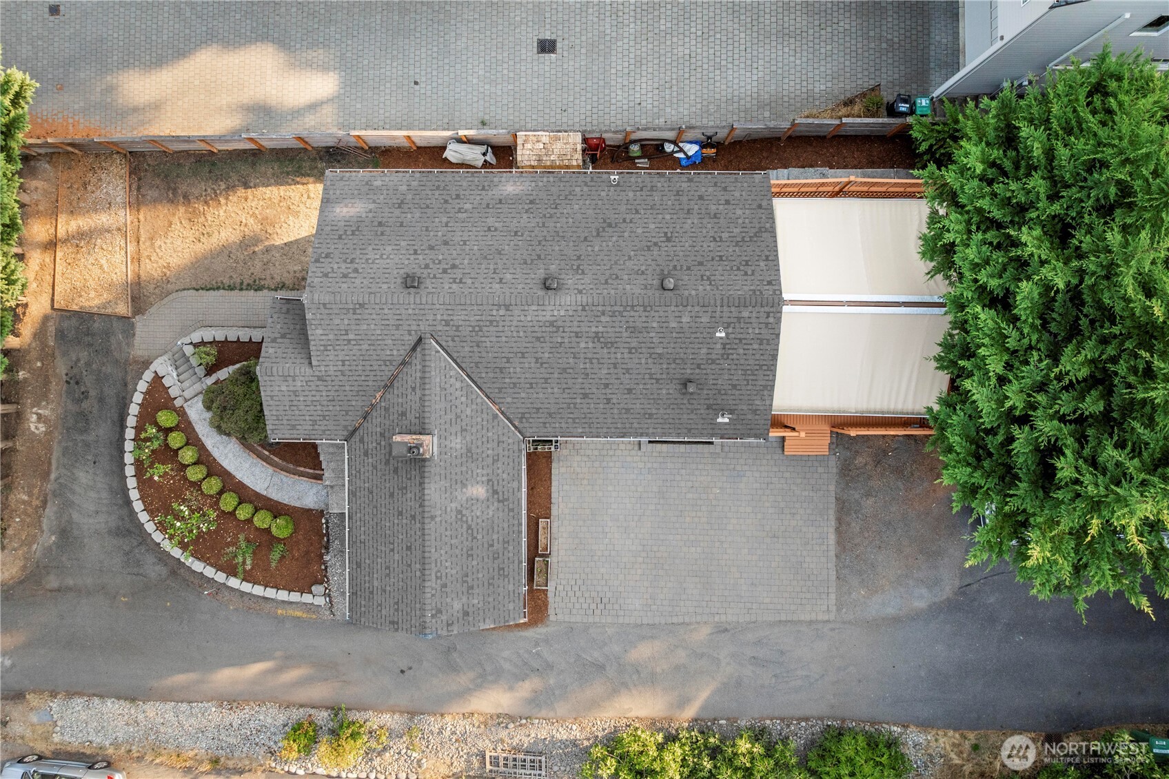 15245 Fremont Avenue North Shoreline, WA 98133 - Photo 27 of 28 an aerial view of a house with swimming pool and outdoor space