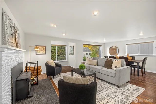 $749,000 | 15245 Fremont Avenue North, Shoreline, WA 98133