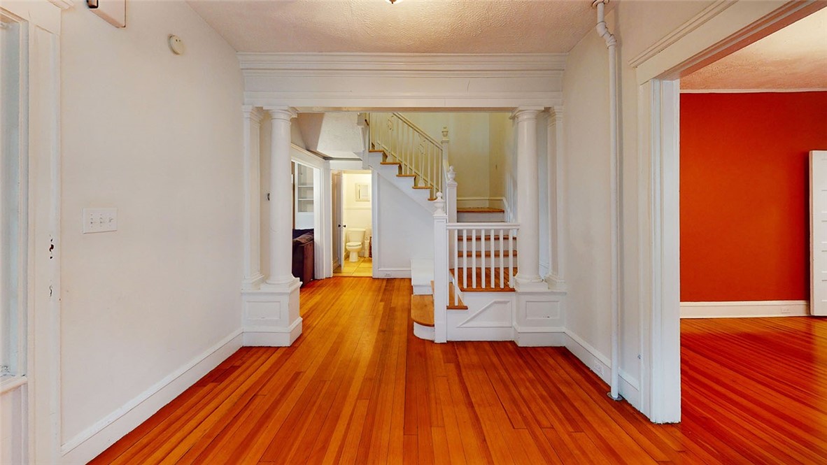 341 Blackstone Street Woonsocket, RI 02895 - Photo 5 of 40