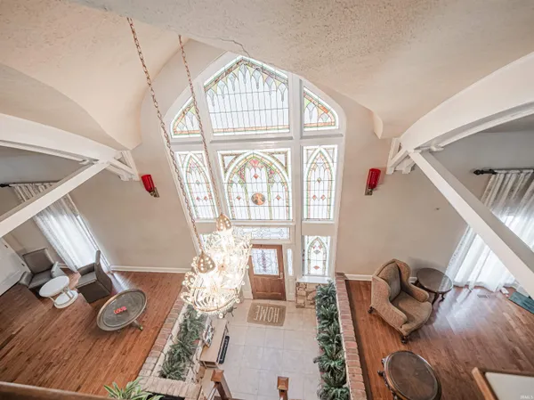 $624,900 | 101 East Jennings Street, Unit E, Newburgh, IN 47630