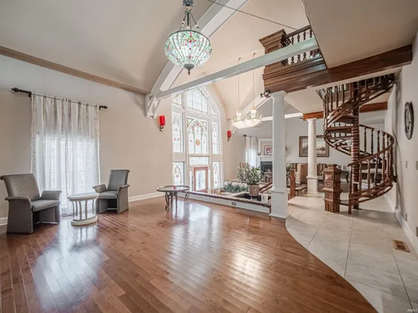 $624,900 | 101 East Jennings Street, Unit E, Newburgh, IN 47630