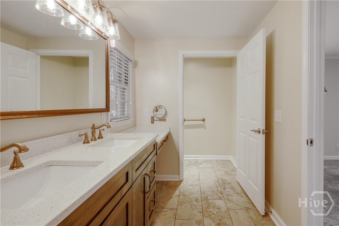 206 Fortson Drive Athens, GA 30606 - Photo 22 of 42 Primary Bath