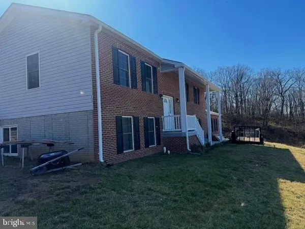 $2,900 | 1230 Elm Street, Front Royal, VA 22630