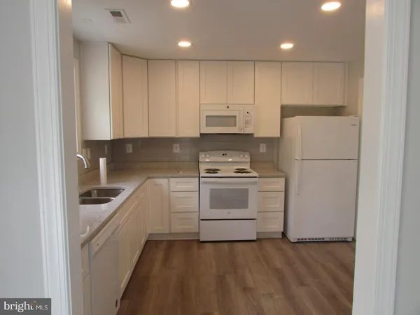 $2,900 | 1230 Elm Street, Front Royal, VA 22630