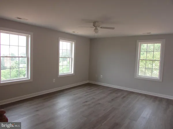 $2,900 | 1230 Elm Street, Front Royal, VA 22630