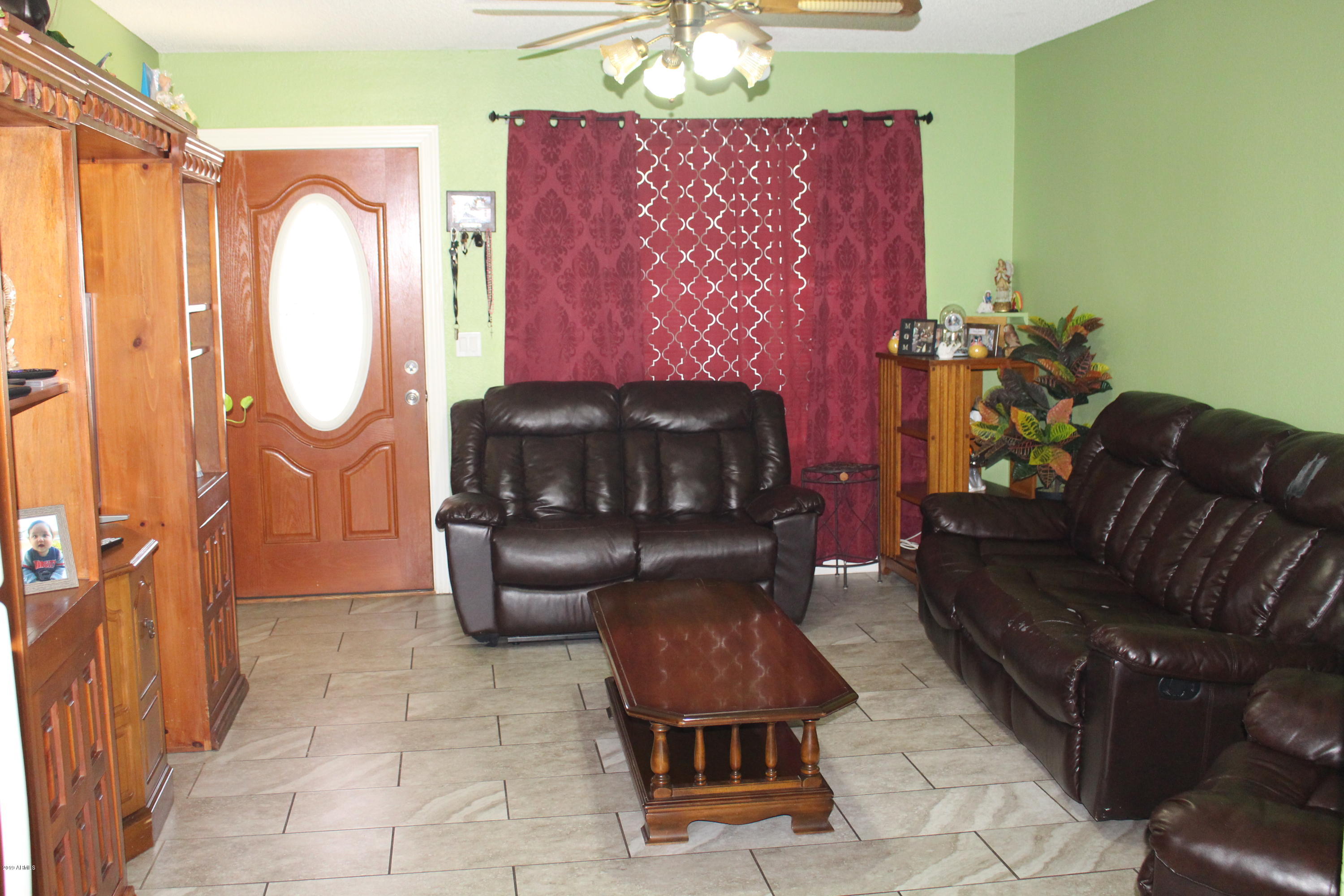 6346 West Hatcher Road Glendale, AZ 85302 - Photo 3 of 17 IMG_3502